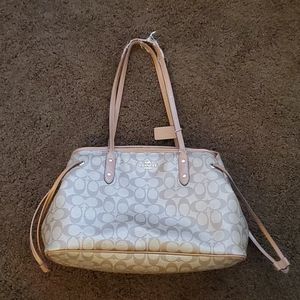 Coach purse